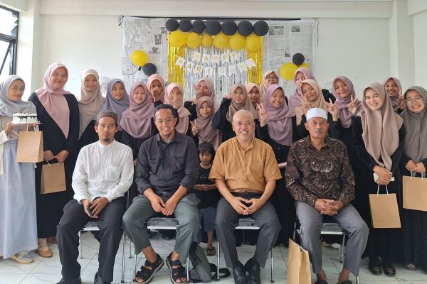 Kilas Balik Hari Guru Nasional Merayakan Dedikasi Tanpa Tanda Jasa (10)