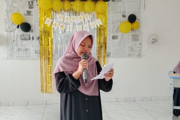 Kilas Balik Hari Guru Nasional Merayakan Dedikasi Tanpa Tanda Jasa (2)