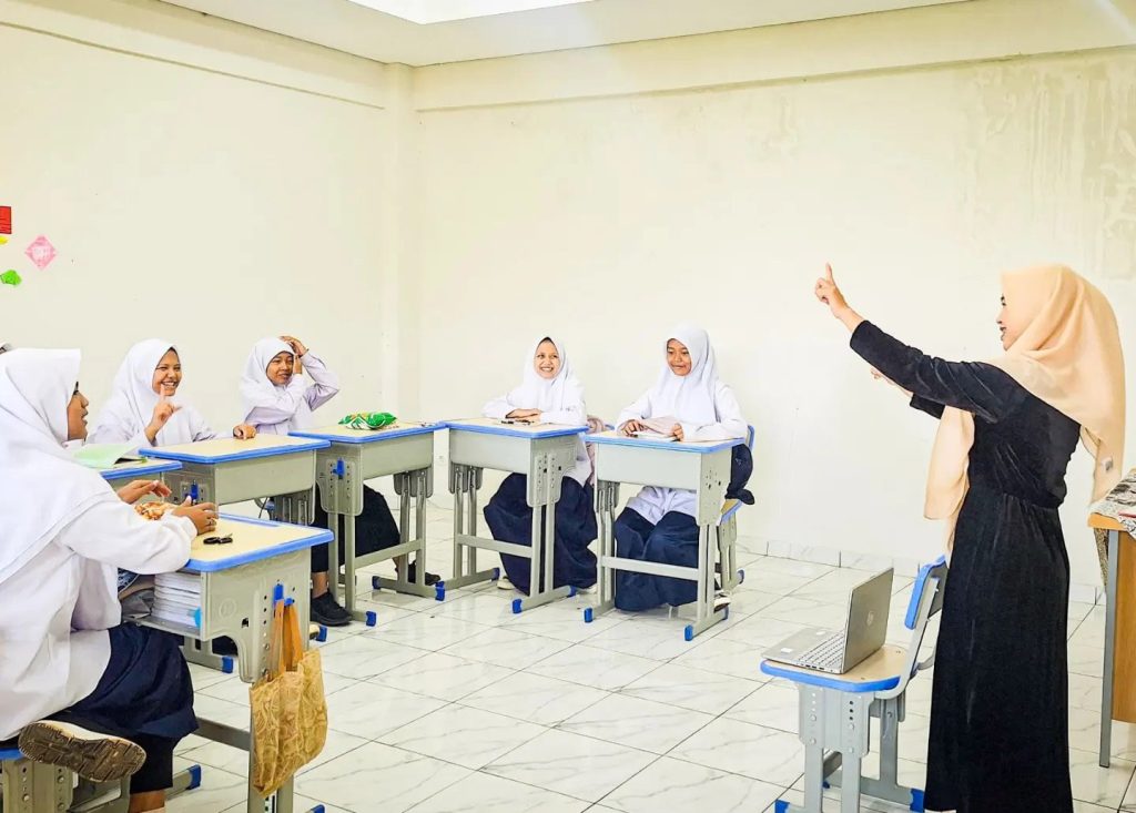Semangat Kegiatan Belajar di SMP Dar'El Auliya - 1