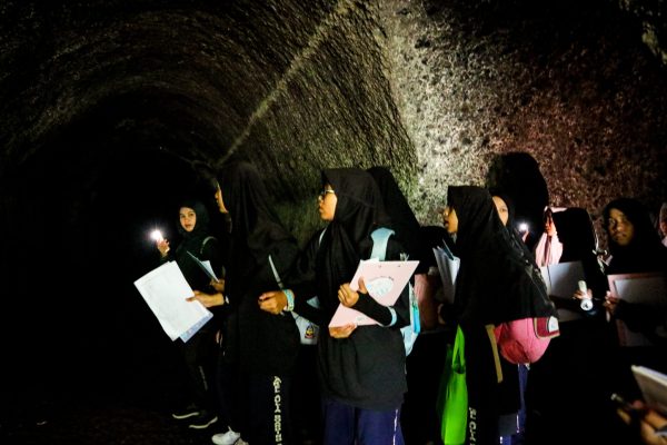 Petualangan Seru di Tahura, goa belanda, goa jepang bandung Bersama Siswi SMP Dar'El Auliya Boarding School (14) Petualangan Seru di Tahura, goa belanda, goa jepang bandung Bersama Siswi SMP Dar'El Auliya Boarding School (14)