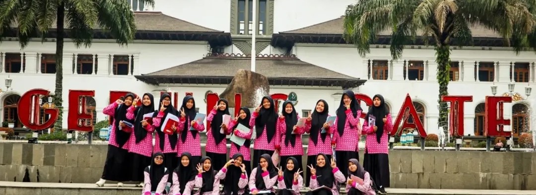 Jejak Alam dan Bangunan Bersejarah Satu Perjalanan, Ribuan Wawasan (18)